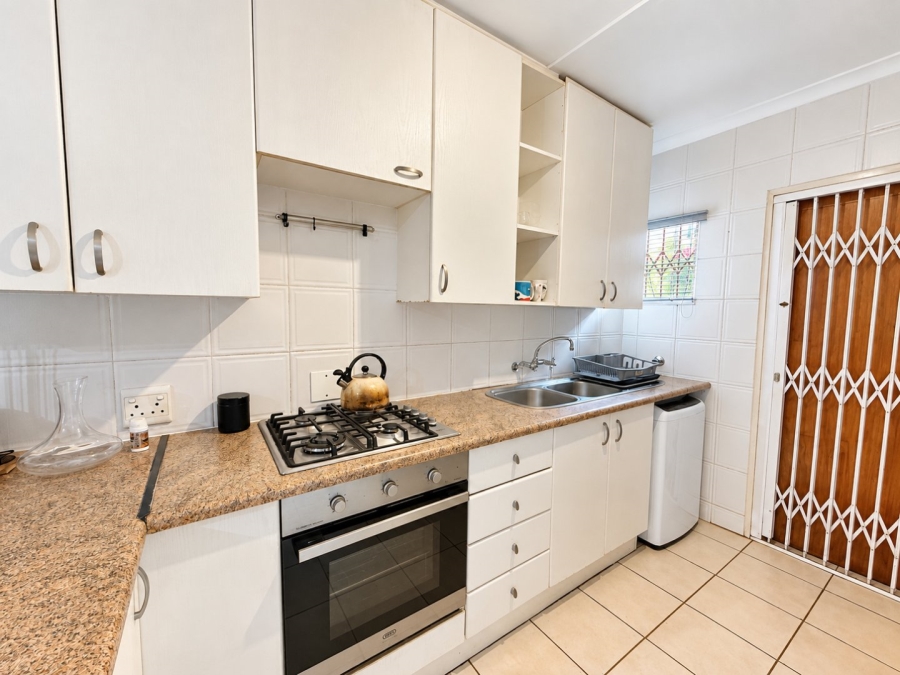 2 Bedroom Property for Sale in Sunninghill Gauteng