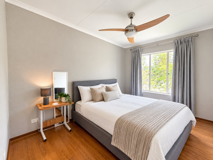 2 Bedroom Property for Sale in Sunninghill Gauteng