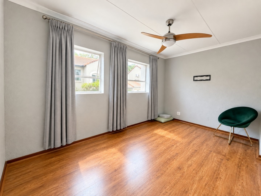 2 Bedroom Property for Sale in Sunninghill Gauteng