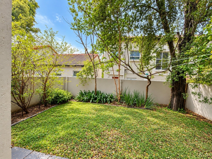 2 Bedroom Property for Sale in Sunninghill Gauteng
