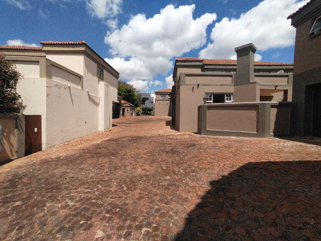 4 Bedroom Property for Sale in Equestria Gauteng