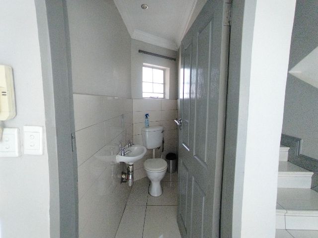 4 Bedroom Property for Sale in Equestria Gauteng