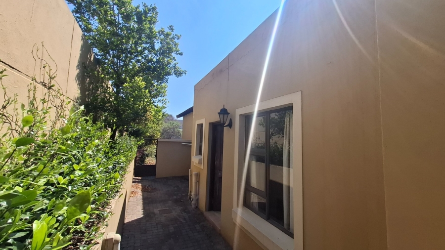  Bedroom Property for Sale in Fourways Gauteng