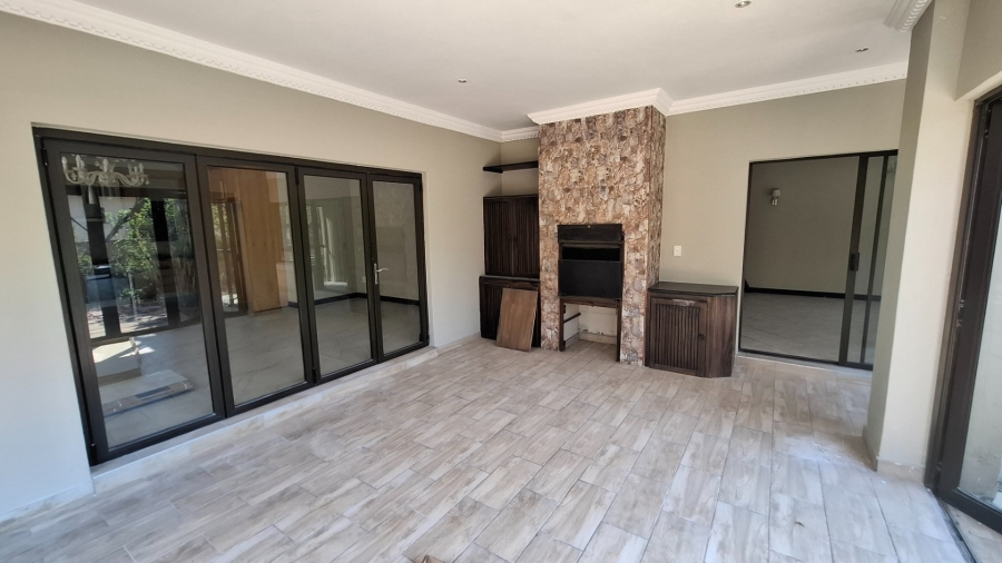  Bedroom Property for Sale in Fourways Gauteng