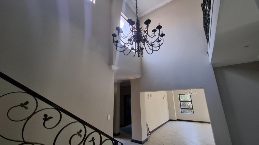  Bedroom Property for Sale in Fourways Gauteng