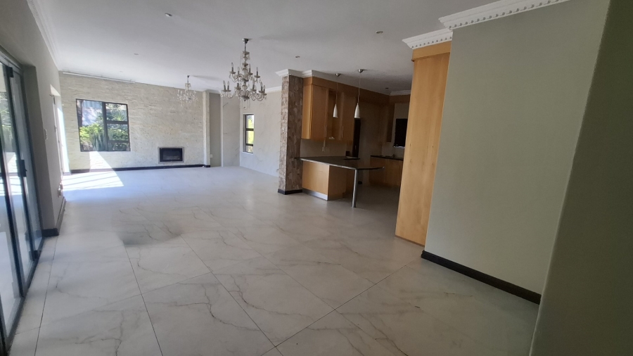  Bedroom Property for Sale in Fourways Gauteng