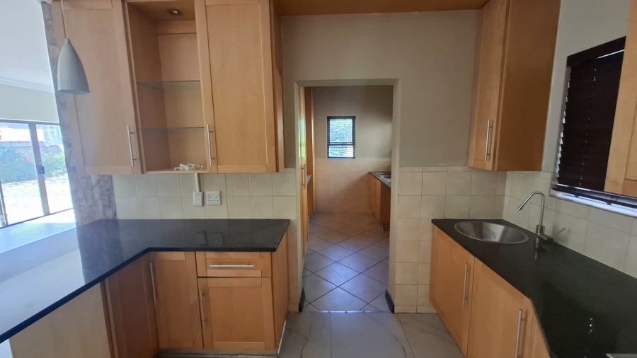  Bedroom Property for Sale in Fourways Gauteng