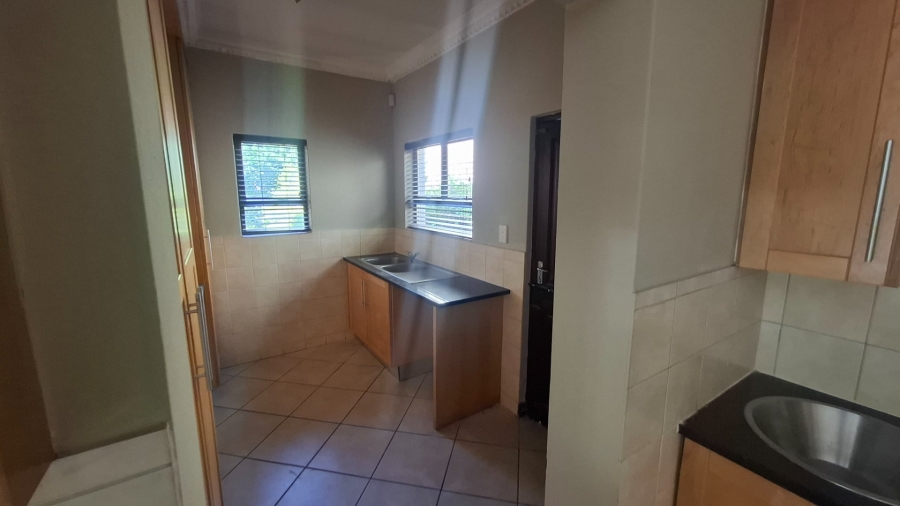  Bedroom Property for Sale in Fourways Gauteng