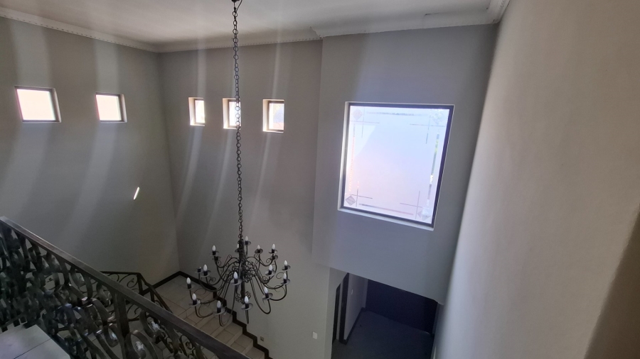  Bedroom Property for Sale in Fourways Gauteng