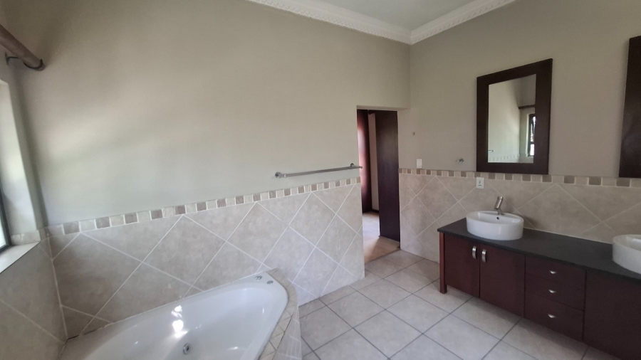  Bedroom Property for Sale in Fourways Gauteng