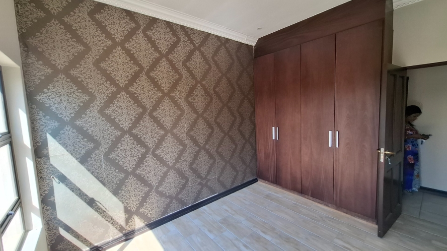  Bedroom Property for Sale in Fourways Gauteng