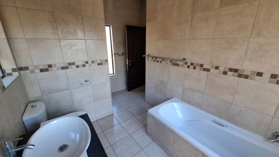  Bedroom Property for Sale in Fourways Gauteng