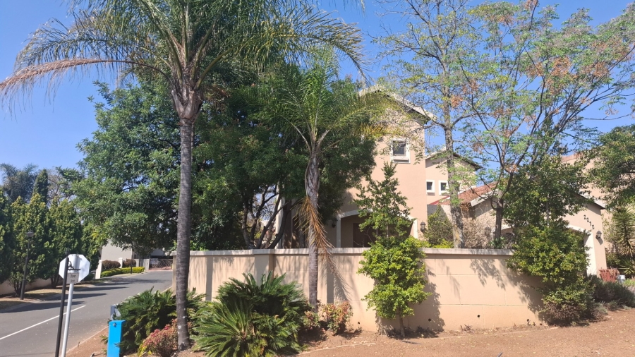  Bedroom Property for Sale in Fourways Gauteng