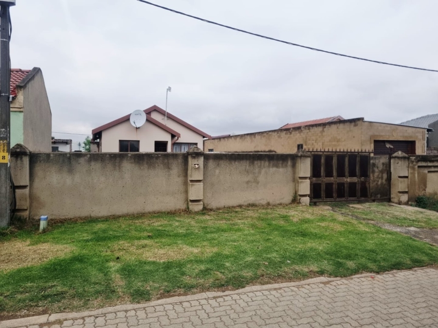 2 Bedroom Property for Sale in Talbotpark Gauteng