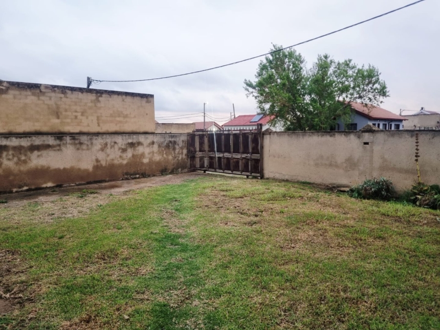 2 Bedroom Property for Sale in Talbotpark Gauteng