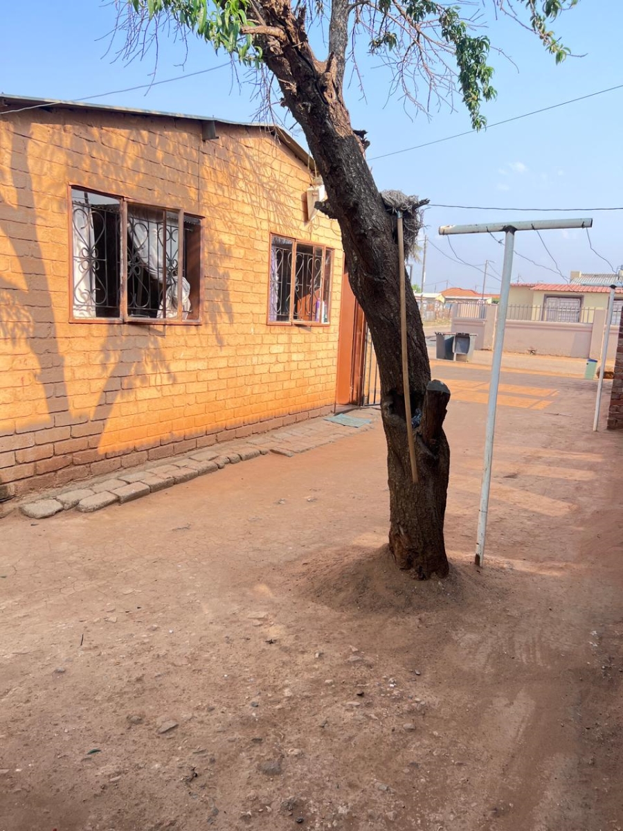  Bedroom Property for Sale in Mamelodi East Gauteng