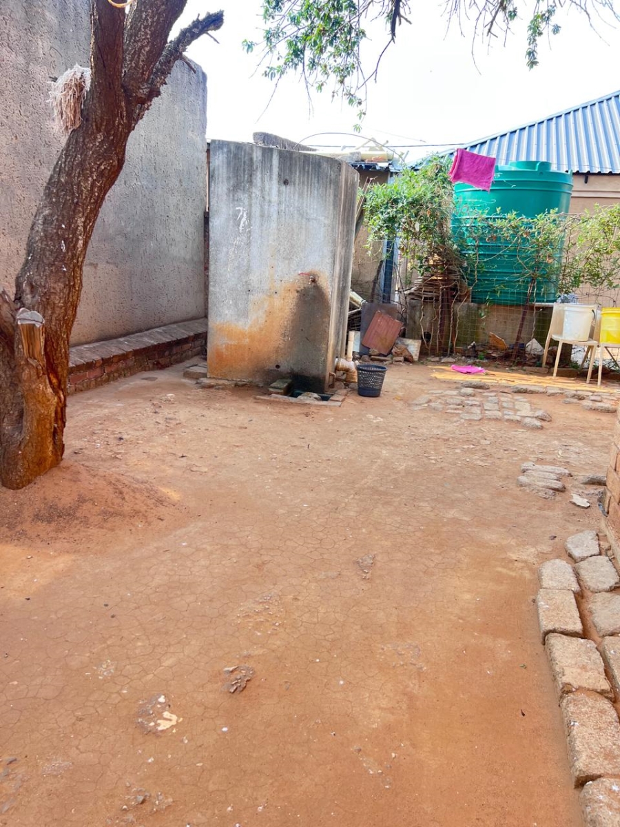 Bedroom Property for Sale in Mamelodi East Gauteng