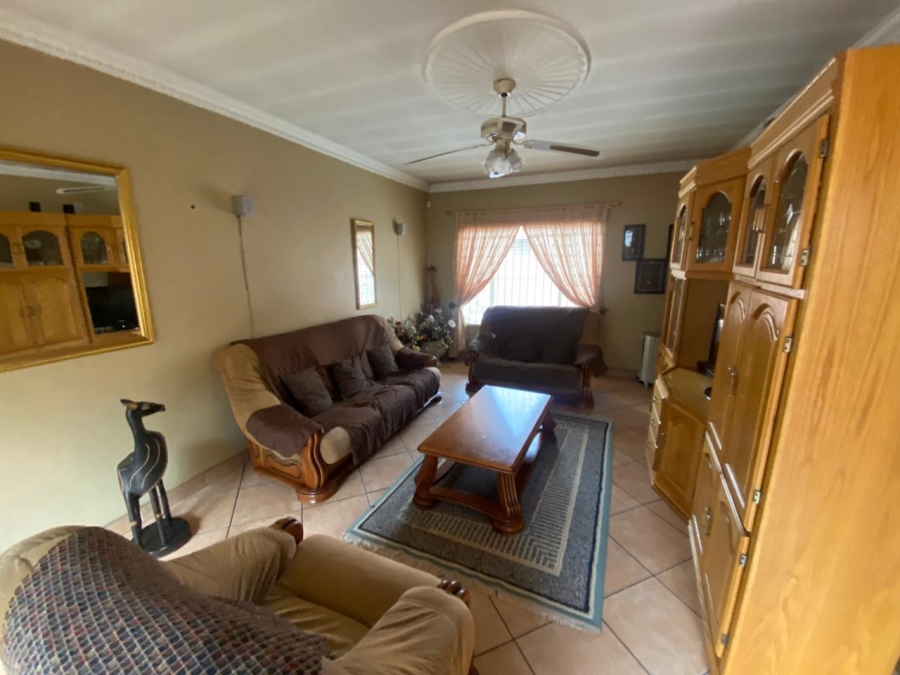 3 Bedroom Property for Sale in East Lynne Gauteng