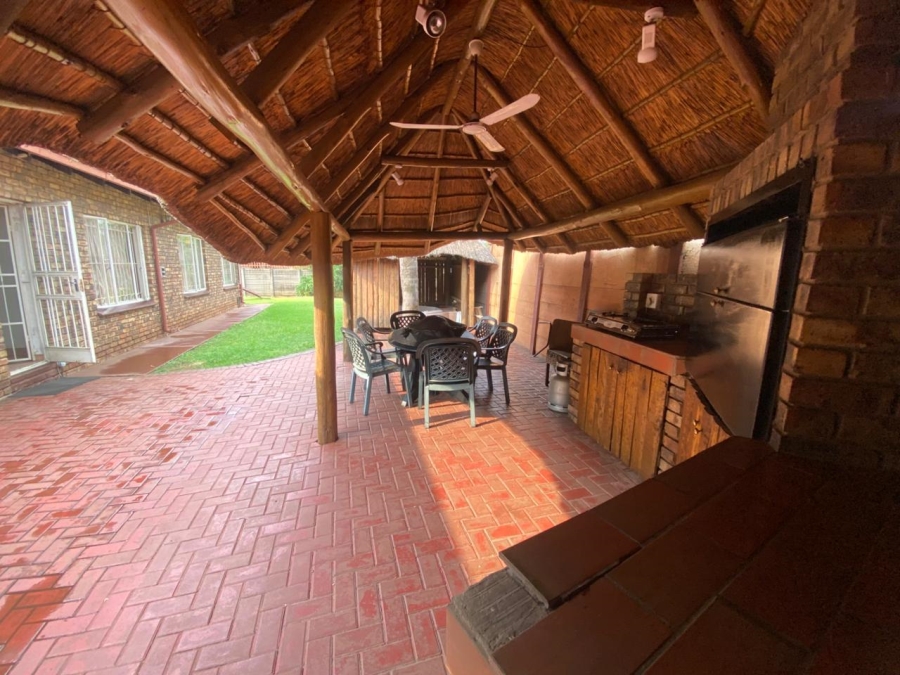 3 Bedroom Property for Sale in East Lynne Gauteng