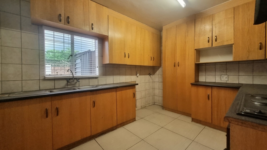 3 Bedroom Property for Sale in Sonland Park Gauteng