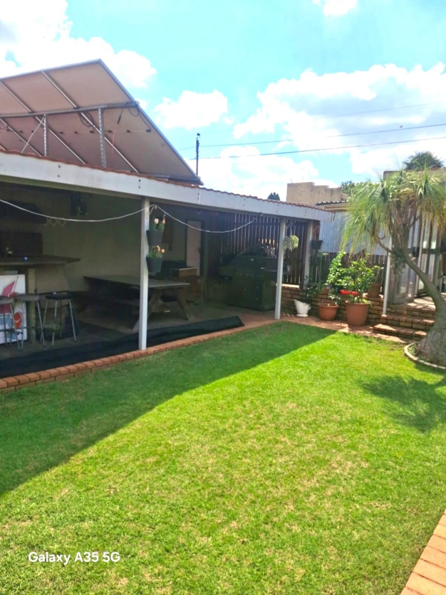 4 Bedroom Property for Sale in Sunnyridge Gauteng