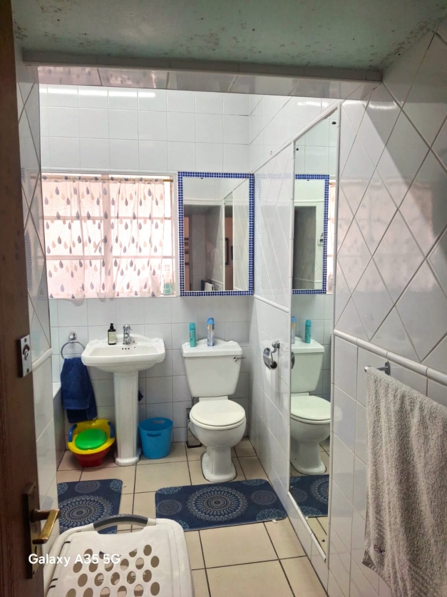 4 Bedroom Property for Sale in Sunnyridge Gauteng