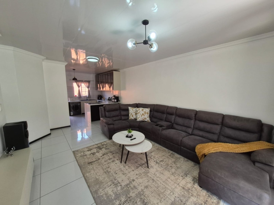 4 Bedroom Property for Sale in Mooikloof Ridge Gauteng