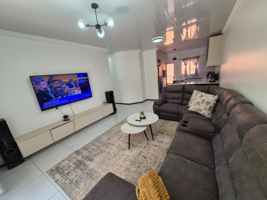 4 Bedroom Property for Sale in Mooikloof Ridge Gauteng