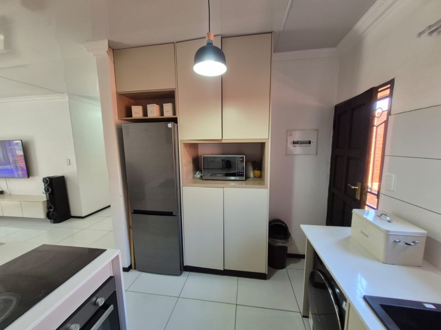 4 Bedroom Property for Sale in Mooikloof Ridge Gauteng
