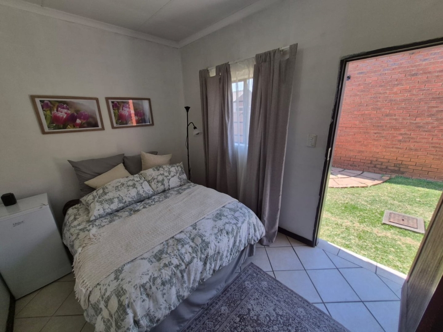4 Bedroom Property for Sale in Mooikloof Ridge Gauteng