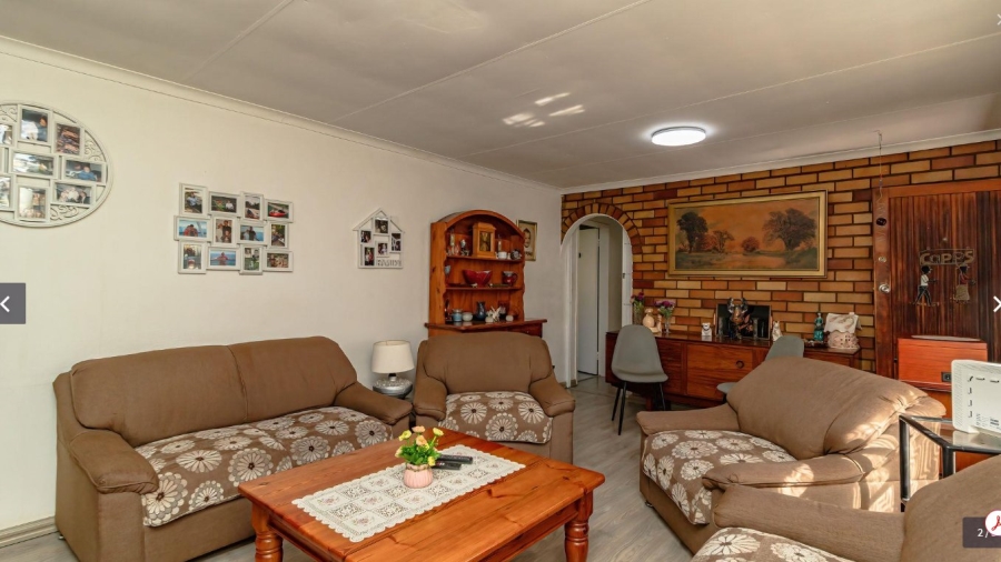 3 Bedroom Property for Sale in Illiondale Gauteng