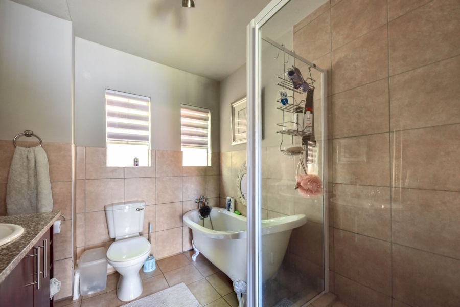 3 Bedroom Property for Sale in Tijger Valley Gauteng