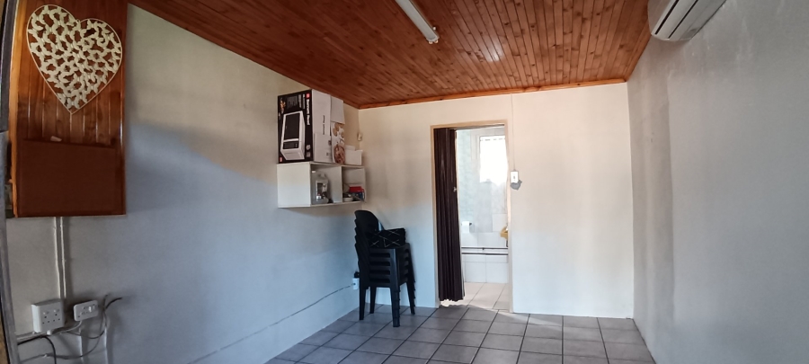 6 Bedroom Property for Sale in Vanderbijlpark CW 2 Gauteng