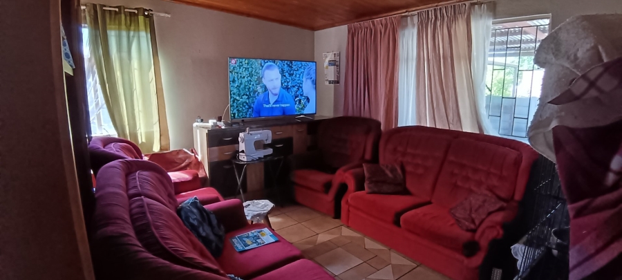 6 Bedroom Property for Sale in Vanderbijlpark CW 2 Gauteng