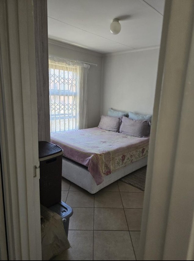 To Let 3 Bedroom Property for Rent in Waterfall View Gauteng