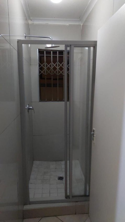 To Let 3 Bedroom Property for Rent in Waterfall View Gauteng