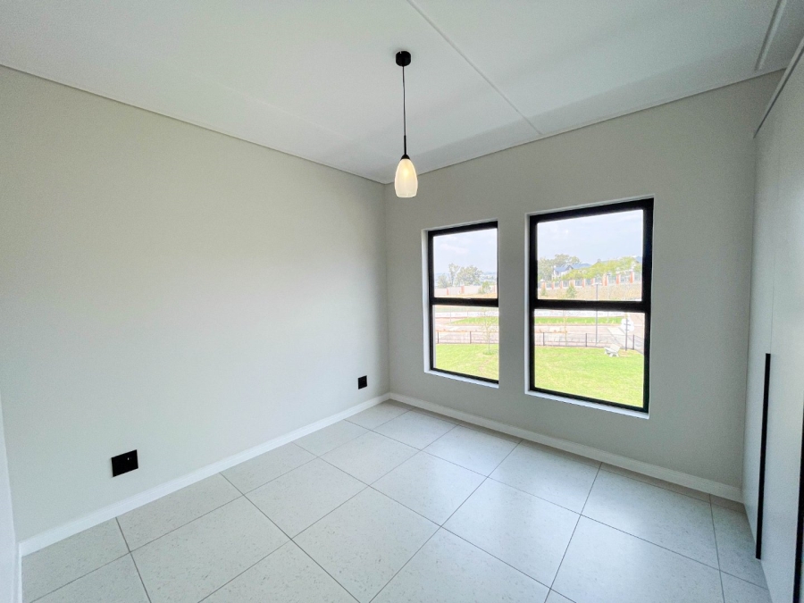To Let 3 Bedroom Property for Rent in The Polofields Gauteng