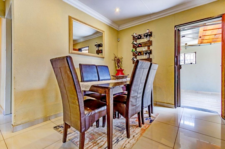 3 Bedroom Property for Sale in Birch Acres Gauteng