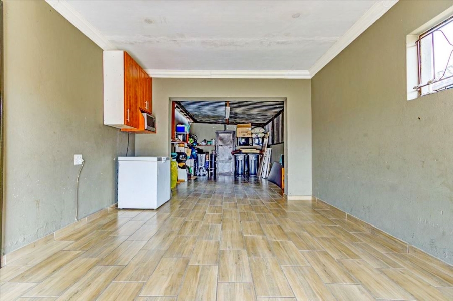 3 Bedroom Property for Sale in Birch Acres Gauteng
