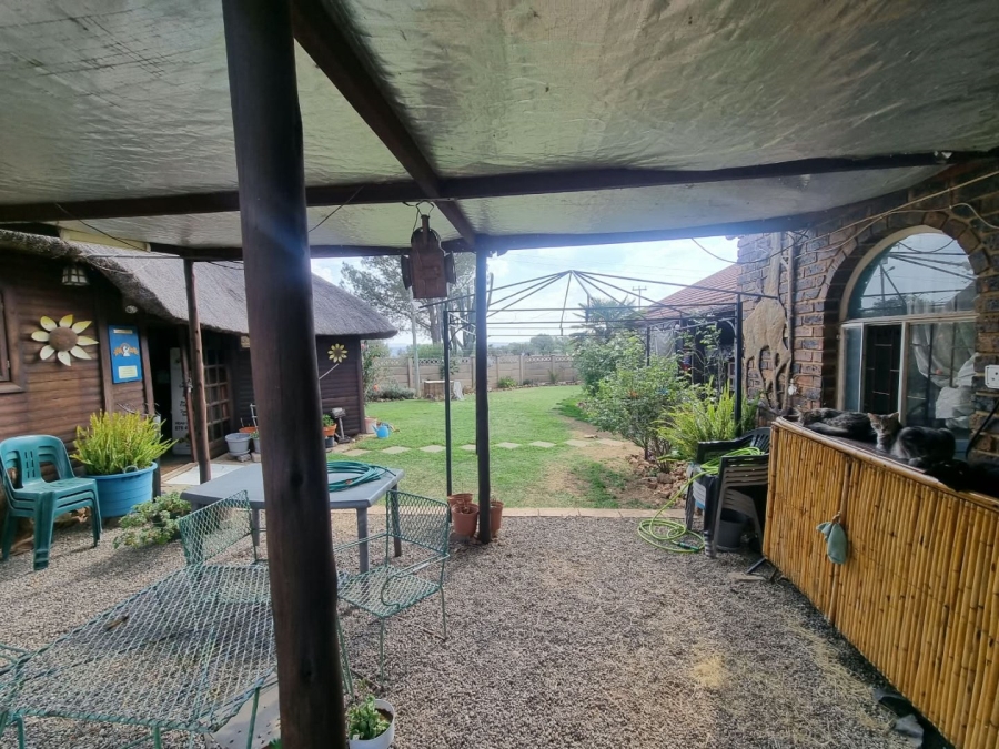 3 Bedroom Property for Sale in Vaaloewer Gauteng
