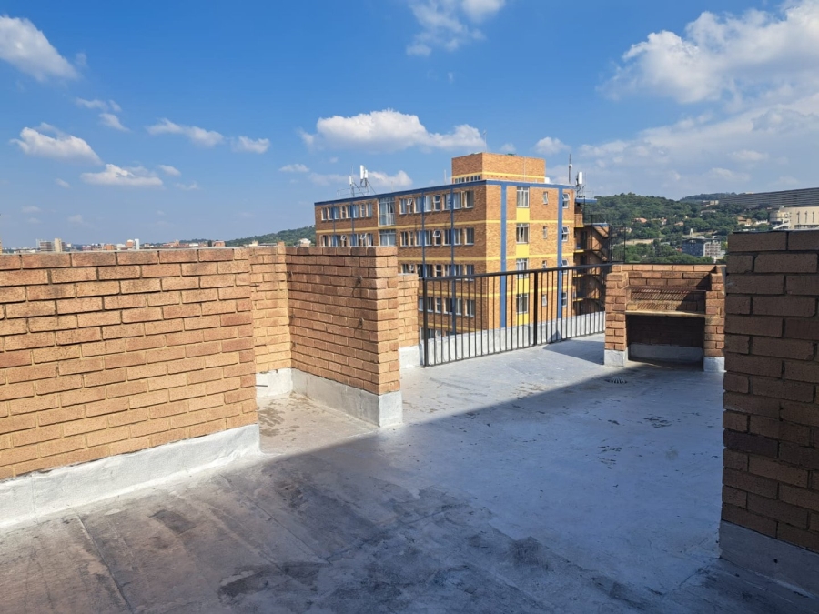 2 Bedroom Property for Sale in Berea Park Gauteng