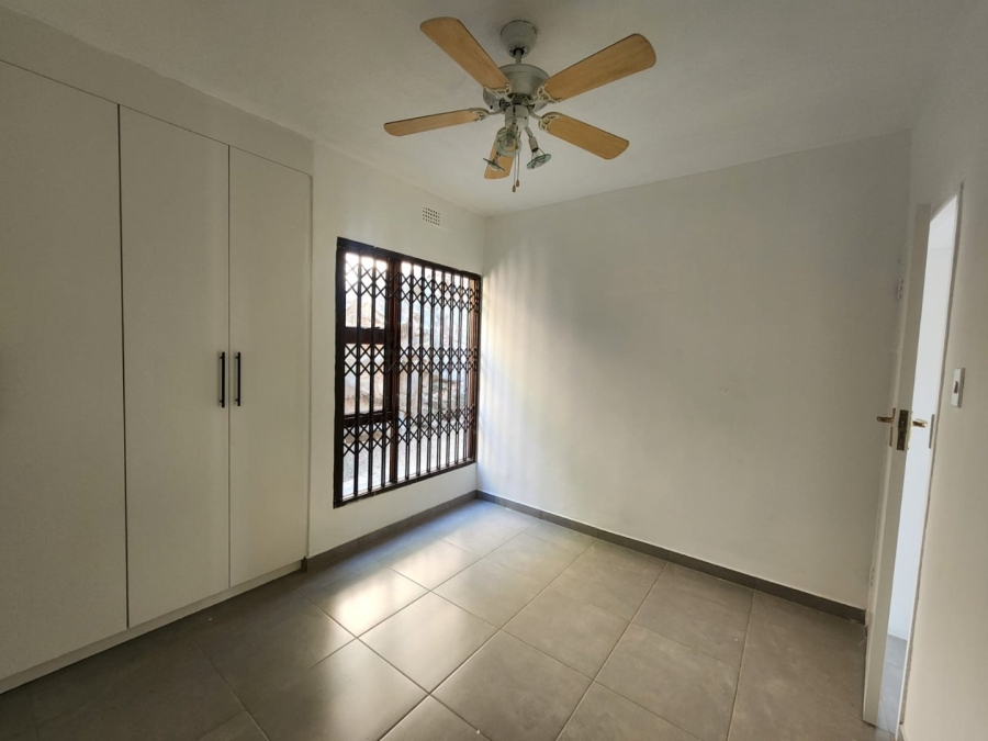 To Let 2 Bedroom Property for Rent in Glenvista Gauteng