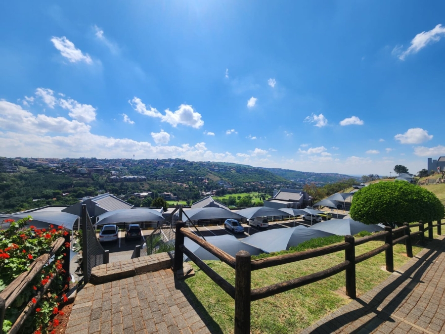 To Let 2 Bedroom Property for Rent in Glenvista Gauteng