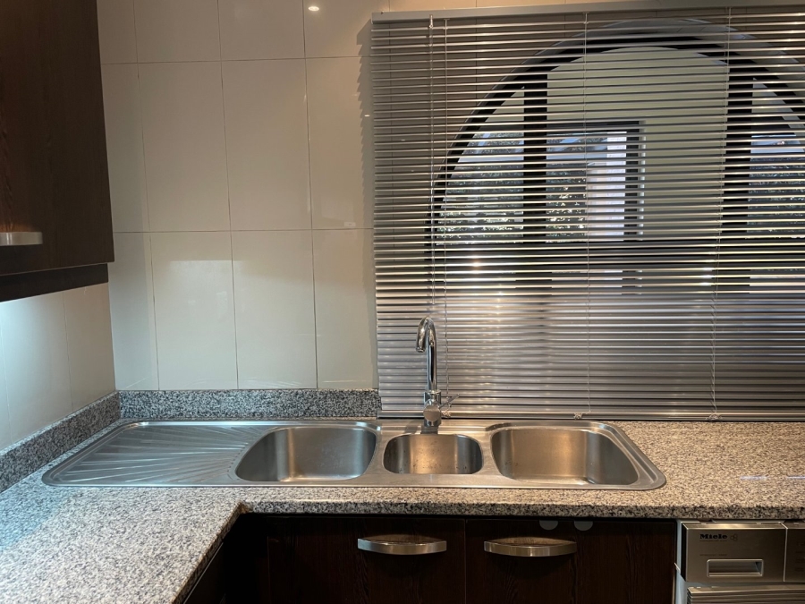 To Let 3 Bedroom Property for Rent in Bedford Gardens Gauteng