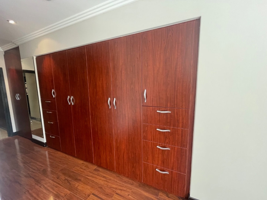 To Let 3 Bedroom Property for Rent in Bedford Gardens Gauteng