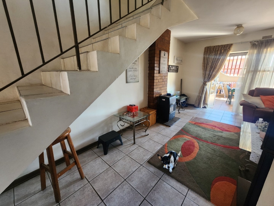 2 Bedroom Property for Sale in East Geduld Gauteng