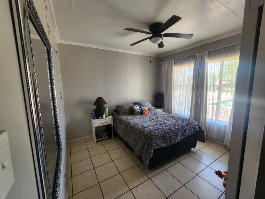 2 Bedroom Property for Sale in East Geduld Gauteng