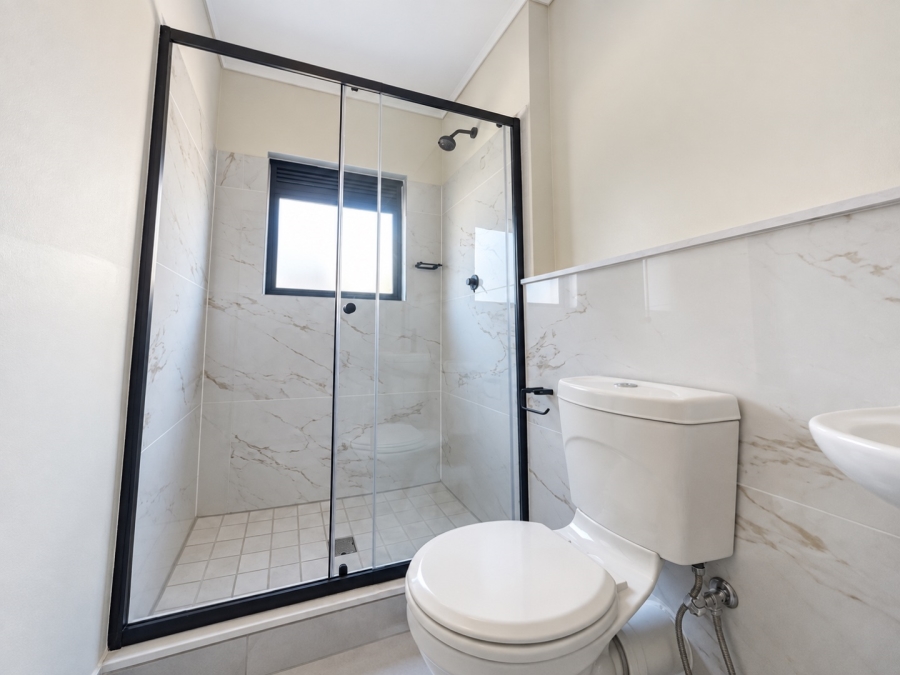 To Let 1 Bedroom Property for Rent in Crowthorne AH Gauteng
