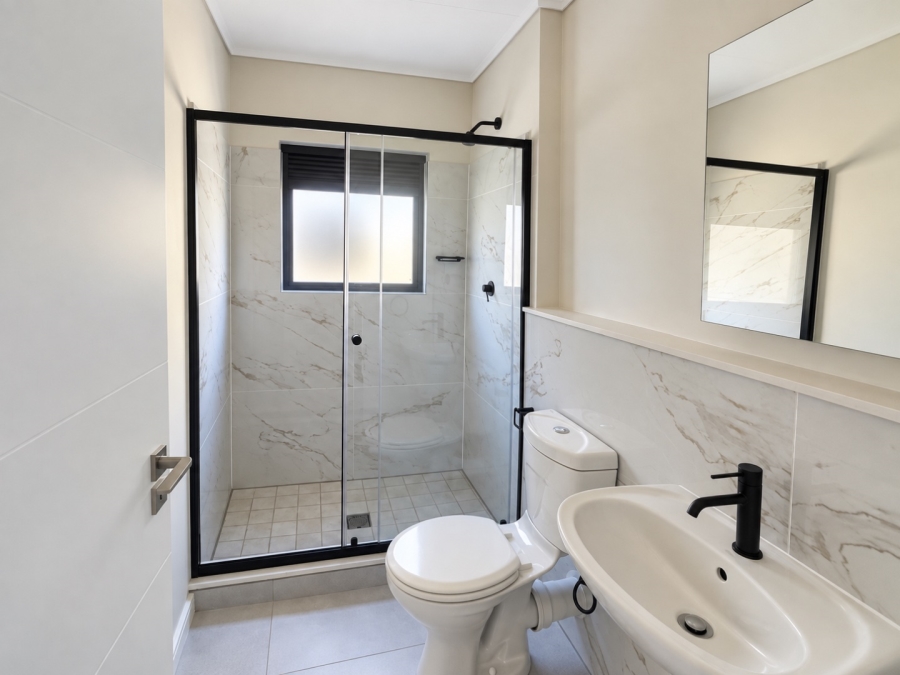 To Let 1 Bedroom Property for Rent in Crowthorne AH Gauteng