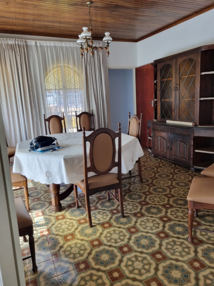 4 Bedroom Property for Sale in Laudium Gauteng